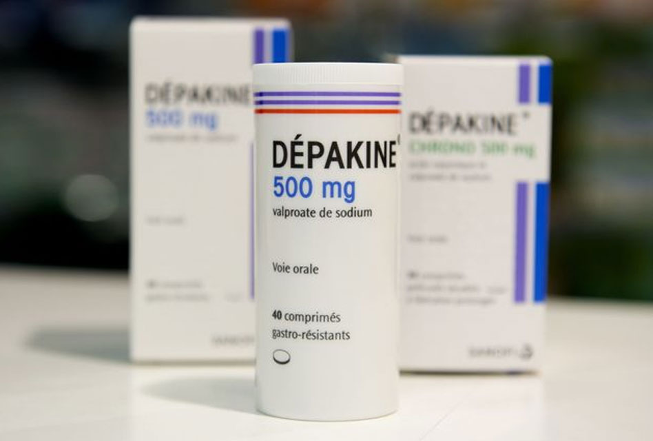 Demandarán Sanofi por no advertir que medicamento produce malformación fetal