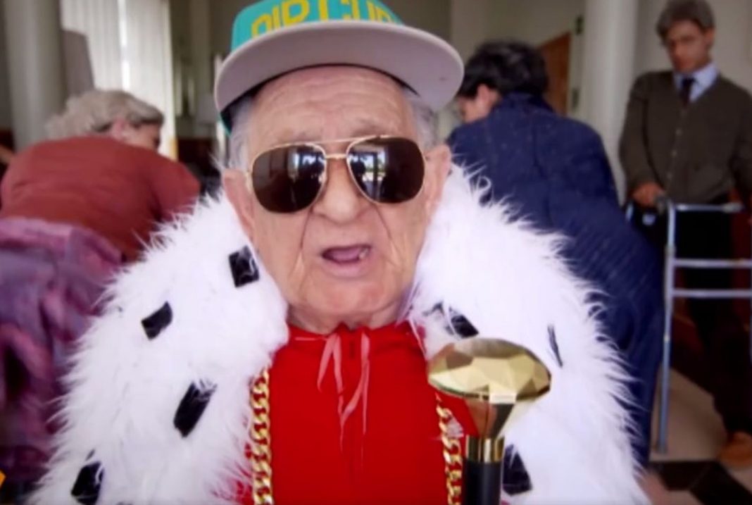 Don «Daddy Melquiades» te dice como hacer una canción de reggaetón exitosa y pegajosa VIDEO