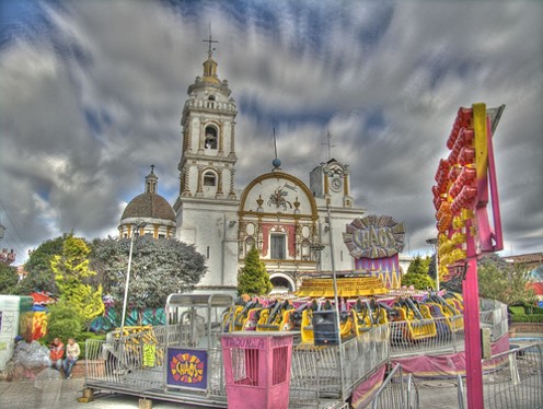 Un pueblo de mujeres con naguas y valientes (El Presidente Menucipal)