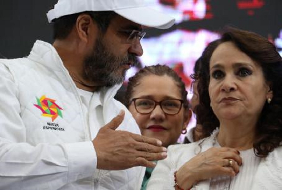 Padierna y Bejarano renuncian al PRD para apoyar a AMLO