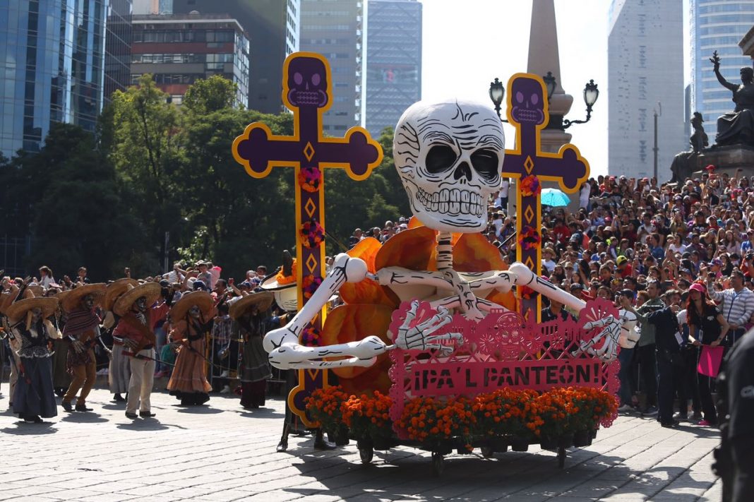 VIDEO – Desfile de Día de Muertos en la CDMx