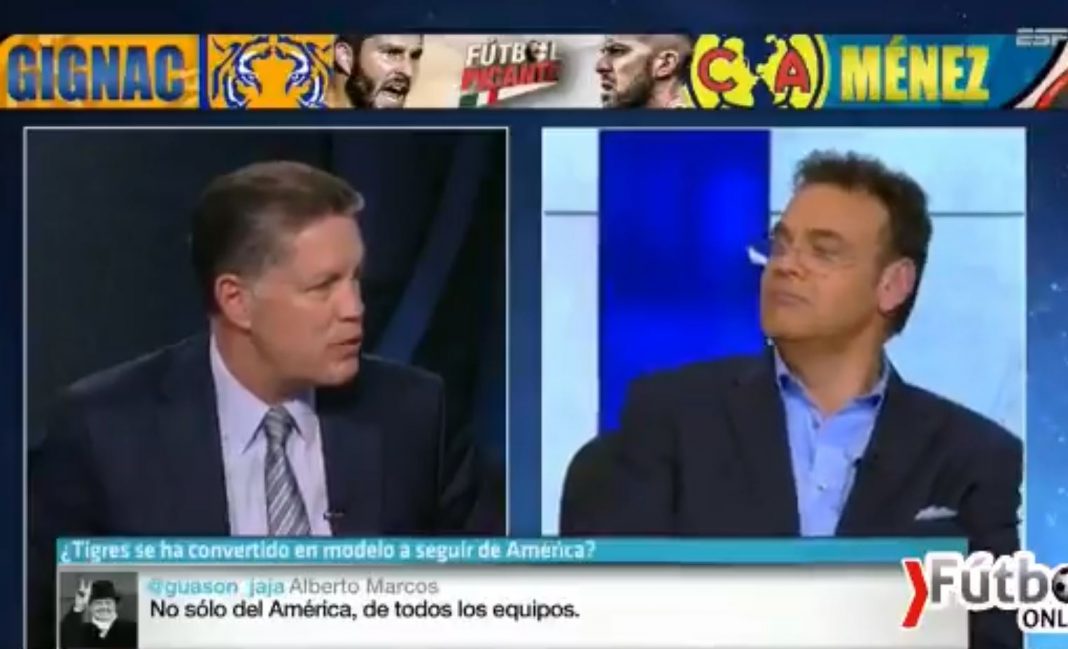 VIDEO – Ricardo Peláez llama «estúpido» a David Faitelson
