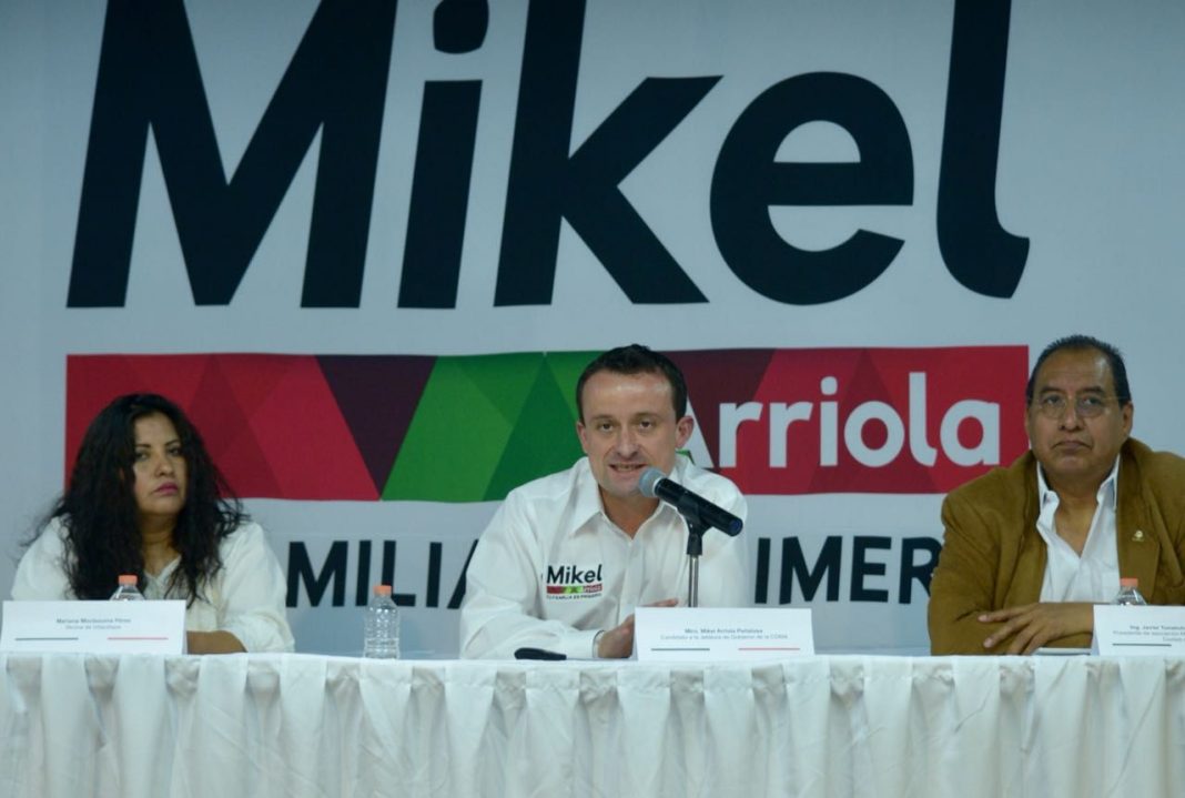 «Se acabó el negocio del PRD y Morena»; Mikel propone agua para todos en la CDMX