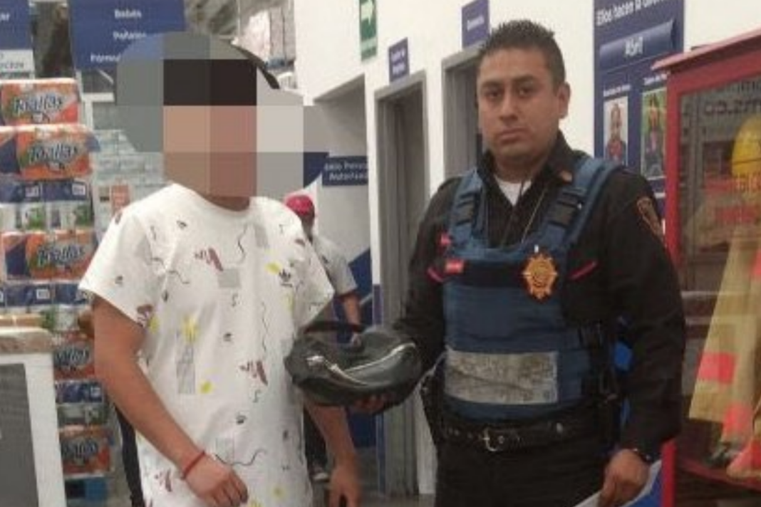 Policía regresó maleta con 110 mil pesos en efectivo a su dueño