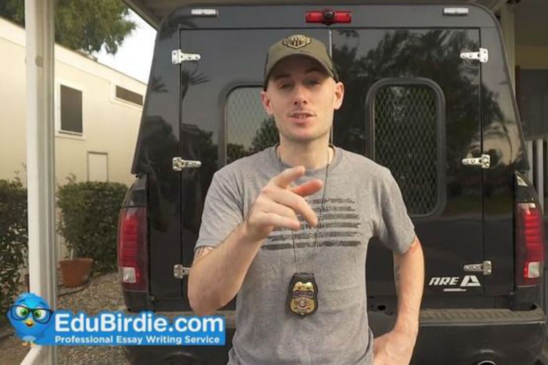 YouTube elimina cientos de vídeos que promocionaban un servicio fraudulento