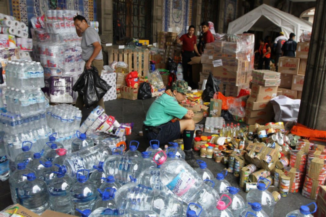 En operación centro de acopio en Zócalo para damnificados de Guatemala