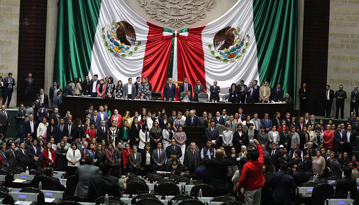 Cámara de Diputados suspende sesión por muerte de hija de legisladora