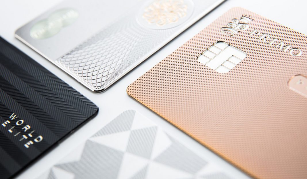 Sube popularidad para tarjetas de crédito de metal en América Latina