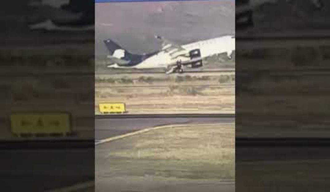 Impacta ala de avión en aeropuerto de Chihuahua (VIDEO)