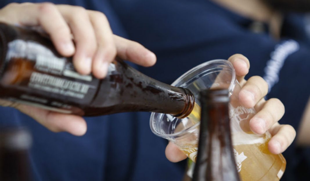 Morena propone vender cerveza “al tiempo” para disminuir consumo de alcohol