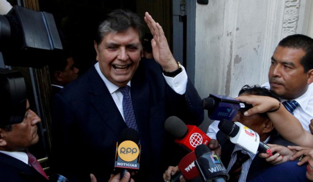 Expresidente peruano Alan García se suicida al momento de ser detenido por caso Odebrecht