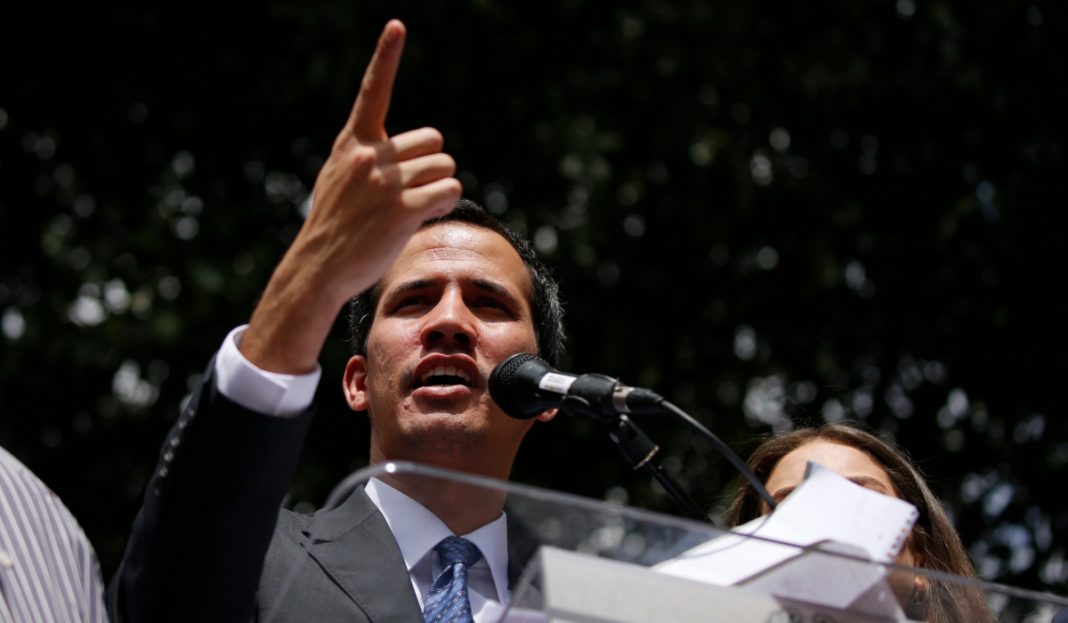 «¿Por qué AMLO se ha diferenciado de países de la región?»… Esto responde Juan Guaidó