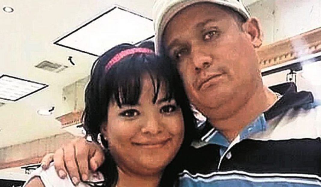 ¡PESADILLA! Policías violan y torturan a mujer frente a su esposo y hermano en Torreón