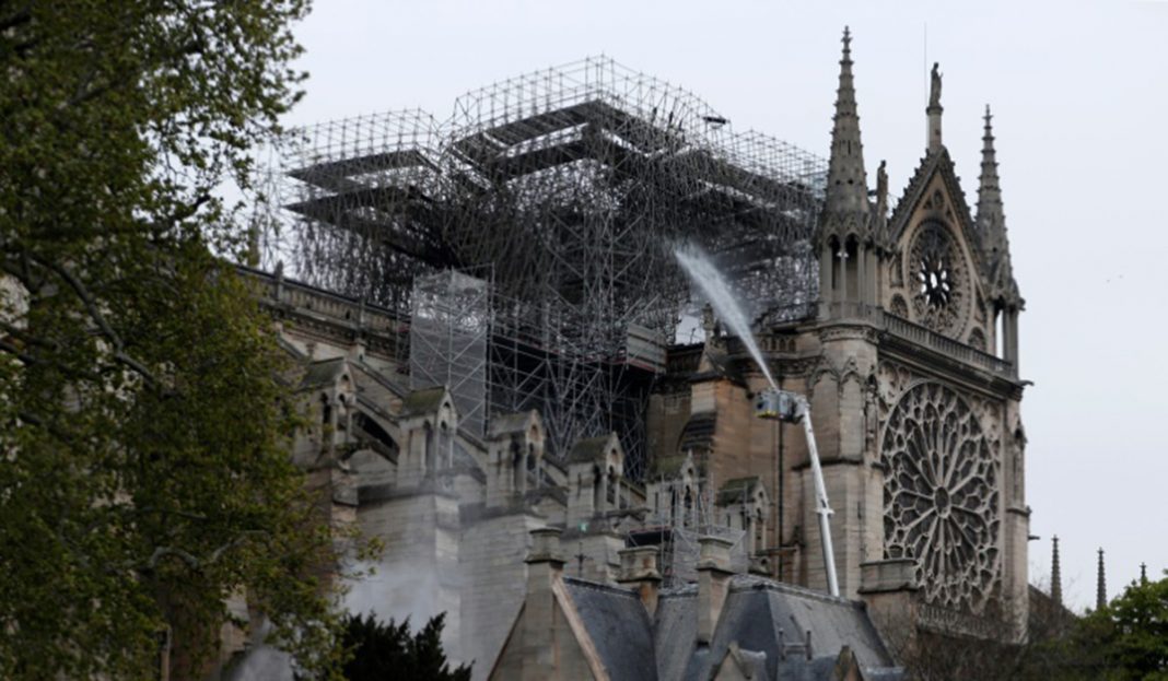 Donaciones para Notre Dame superan los 600 millones de euros