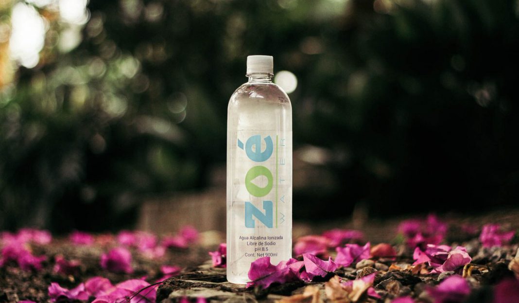Zoé Water responde a acusaciones de la Profeco y asegura ser agua alcalina