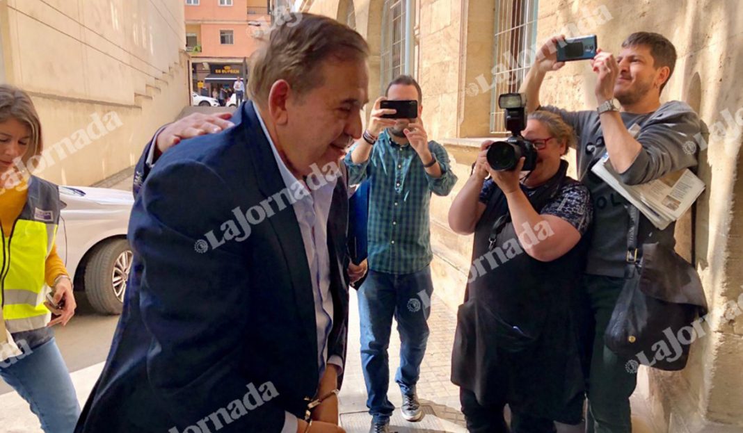 IMÁGENES de la detención de Alonso Ancira, presidente de Altos Hornos de México