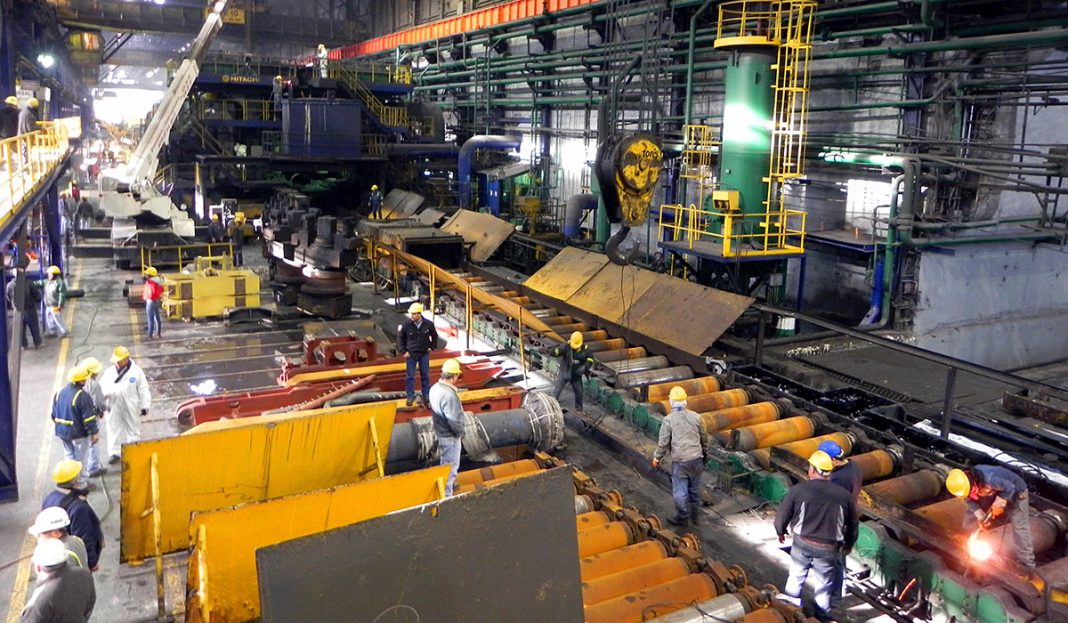 Secretaría de Hacienda congela cuentas bancarias de Altos Hornos de México