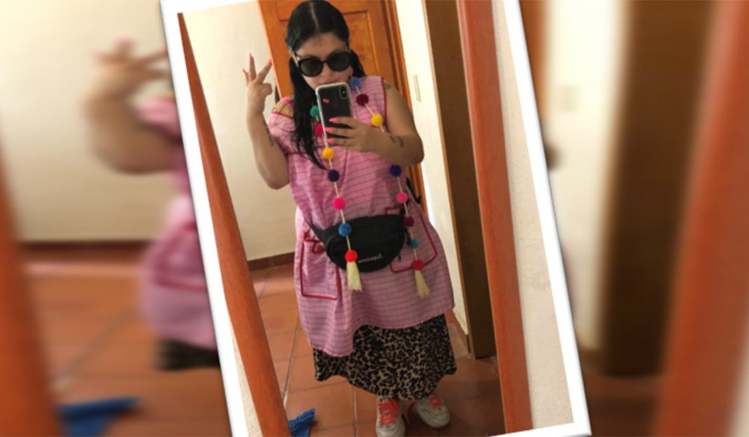 Corren a Amandititita de restaurante ¡por ir con mandil!