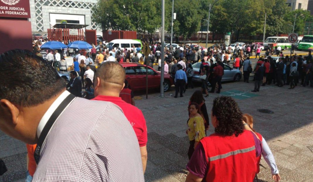 Desalojan Palacio de Justicia Federal por amenaza de bomba