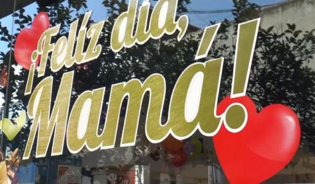 ¿Qué prefieren de regalo las mamás en su día?