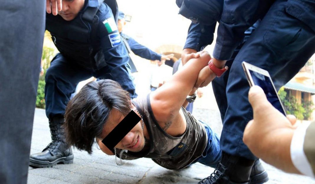 Identifican al sujeto que disparó en tiroteo de Cuernavaca: Posaba con armas en su Facebook