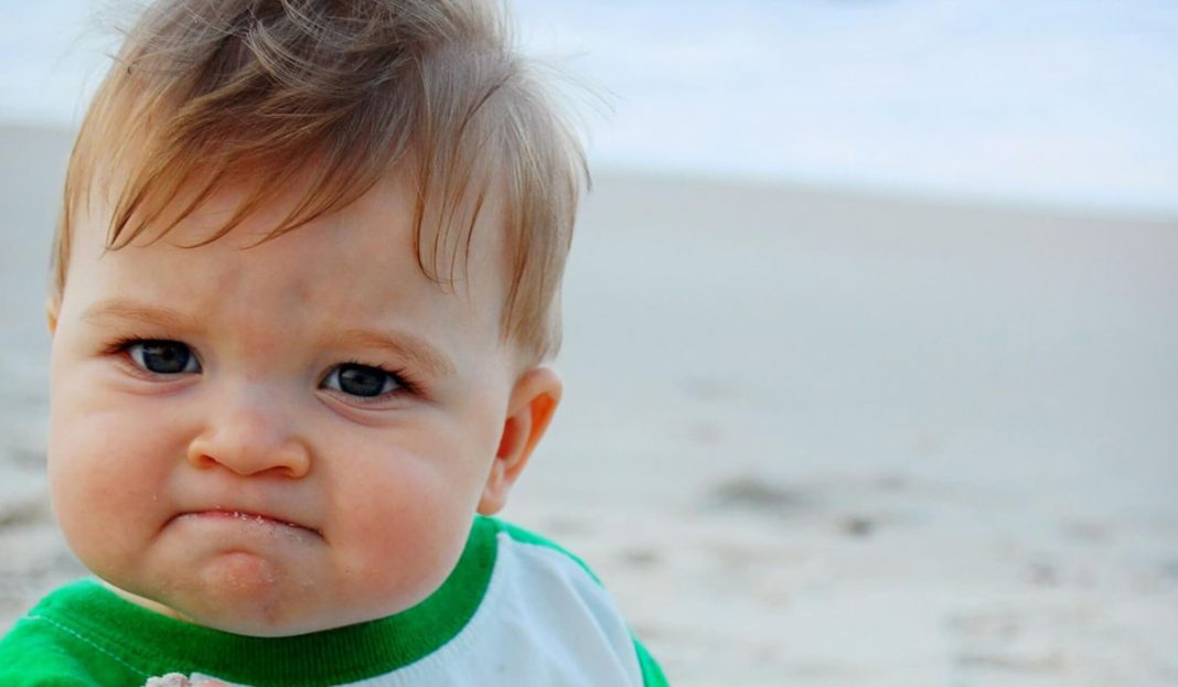 Famoso niño del meme «Yes» le salva la vida a su papá