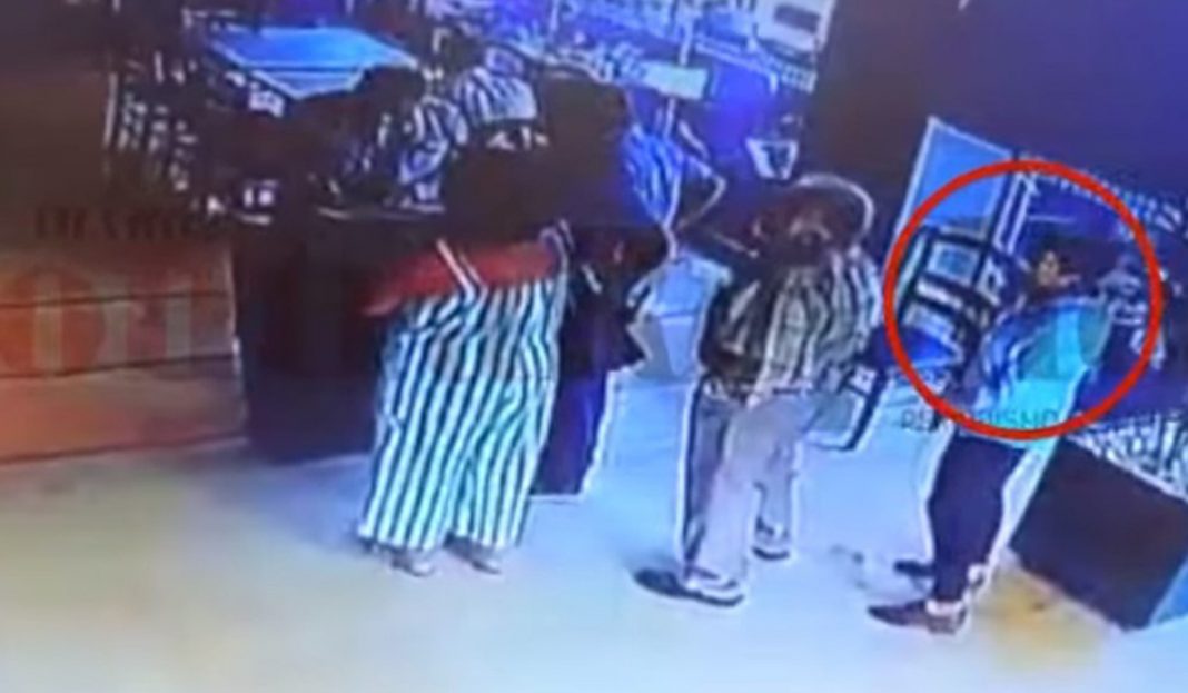 Captan los últimos momentos de libertad de la directora del Rébsamen