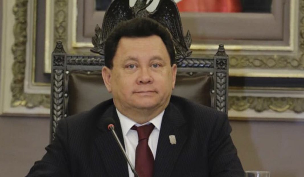 «Hay que pensar antes de abrir las piernas»: Diputado de Morena