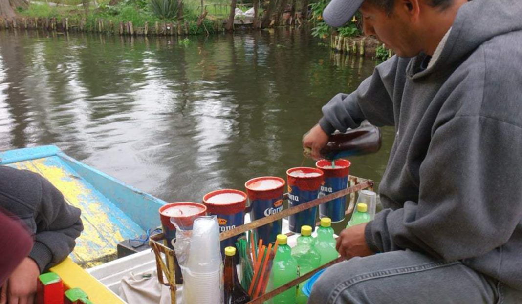 Prohibirán consumo de alcohol en trajineras ¡Para evitar las megapedas!