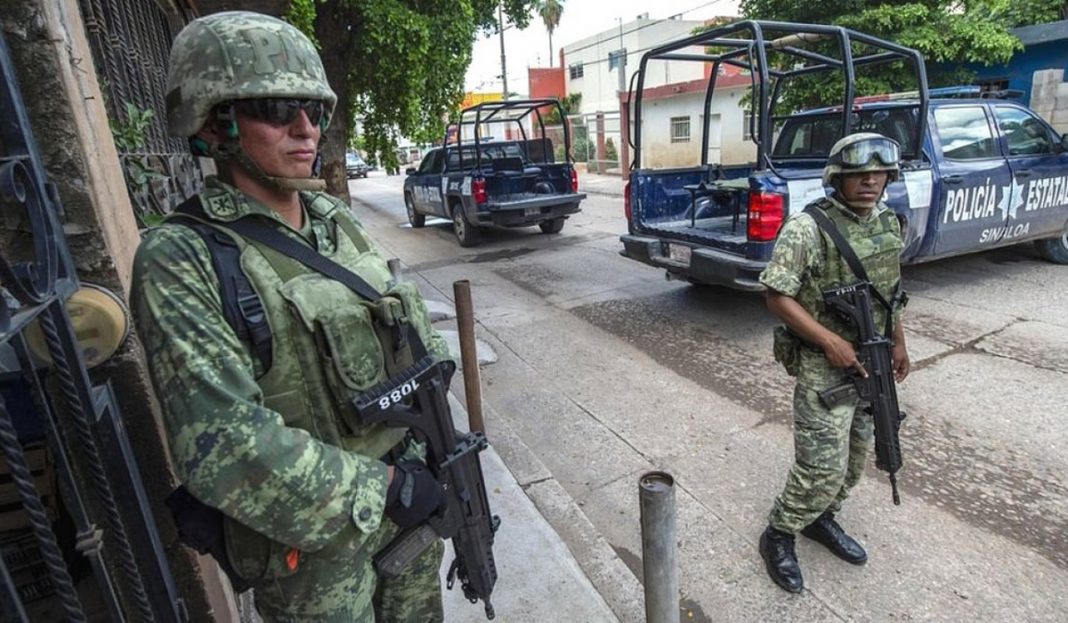 ¿AMENAZA? Prohíben a militares criticar al Presidente de la República