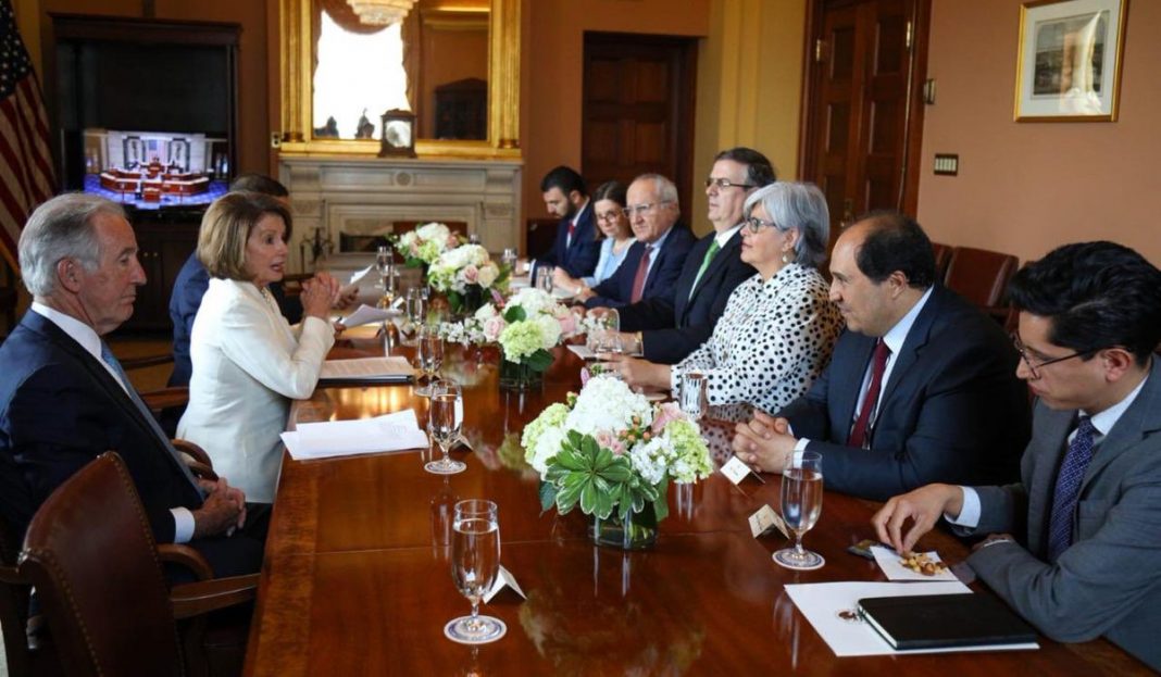 Bautizan a vocero de la SRE como #LordCacahuates