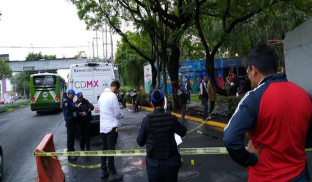 Asalta taquería en Miramontes huye y muere atropellado