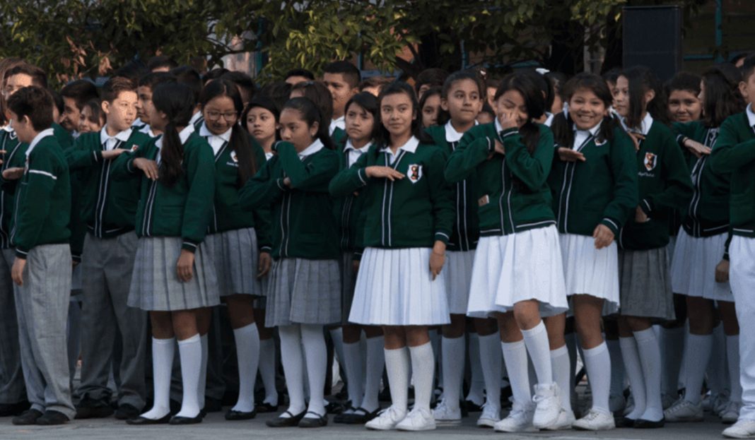 Niños podrán usar falda en escuelas de CDMX