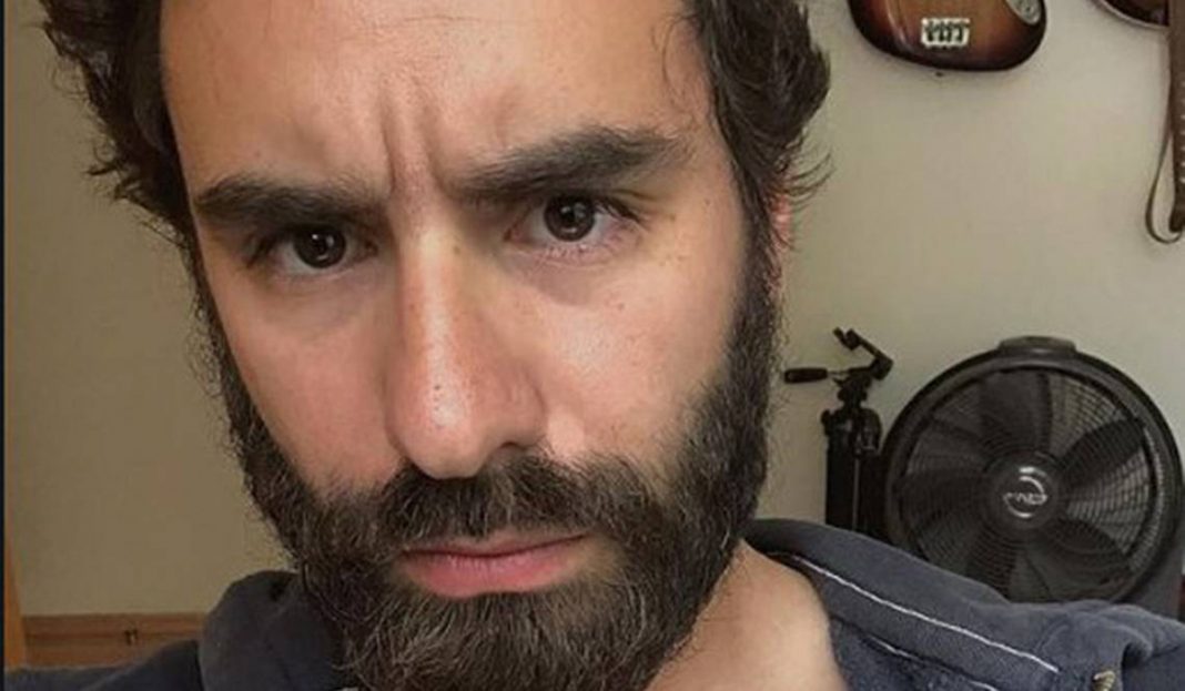 Hallan muerto al famoso tuitero Rafael Arias en la Miguel Hidalgo