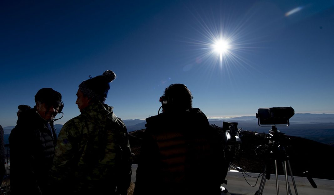 El caso de la joven que quemó sus retina por ver un eclipse sin lentes especiales