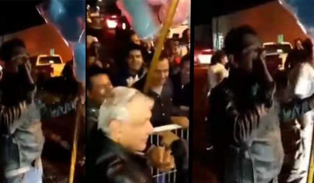 AMLO compra un algodón de azúcar y desata la euforia