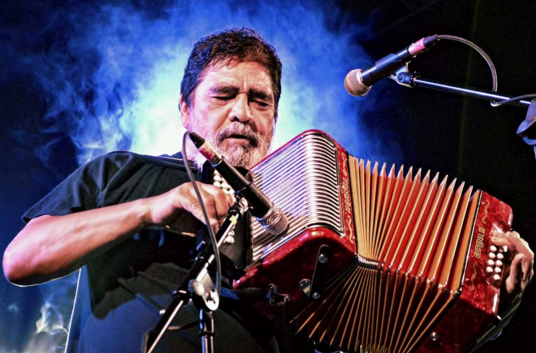 La emotiva carta la hija de Celso Piña para su padre