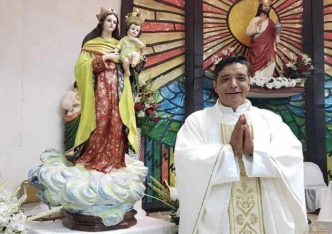 Asesinan a puñaladas a sacerdote en Matamoros