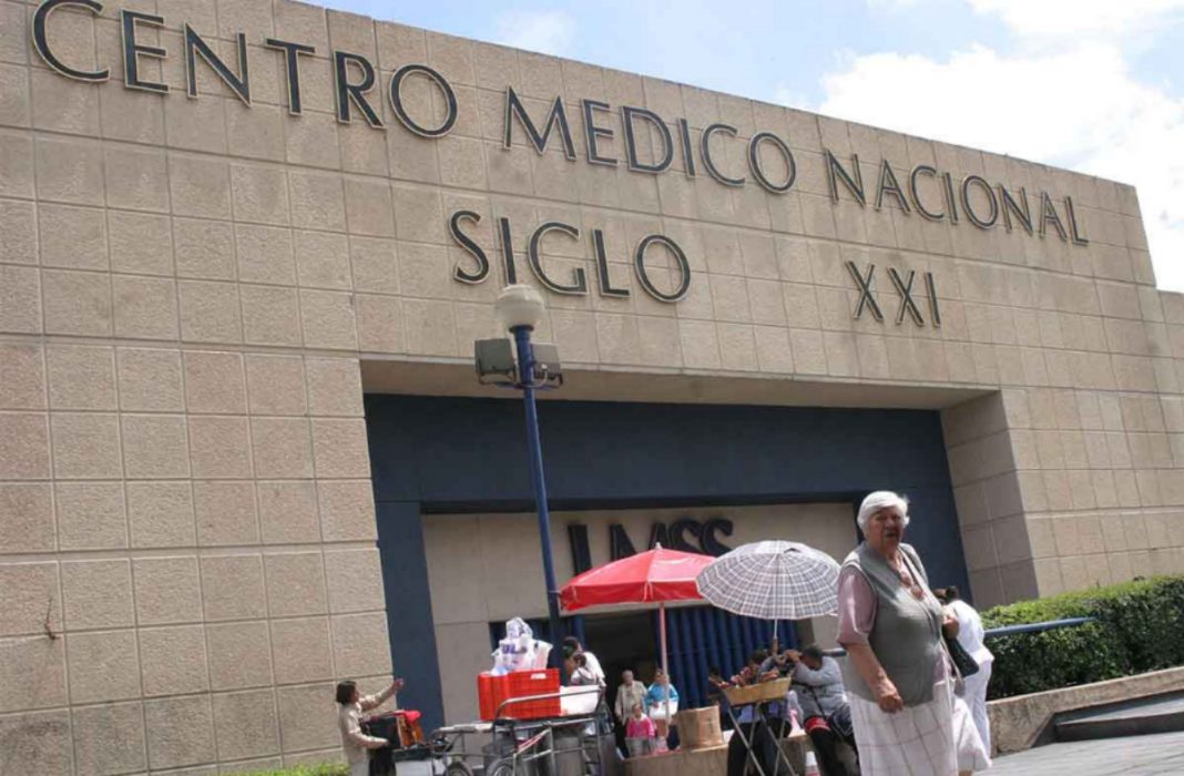 ‘Que se vaya a morir a su casa’: dice funcionaria a paciente con cáncer