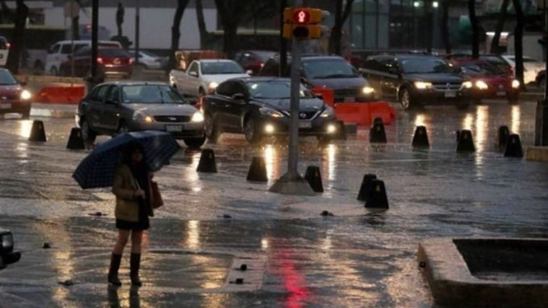 Prevén fuertes lluvias para hoy en la Ciudad de México
