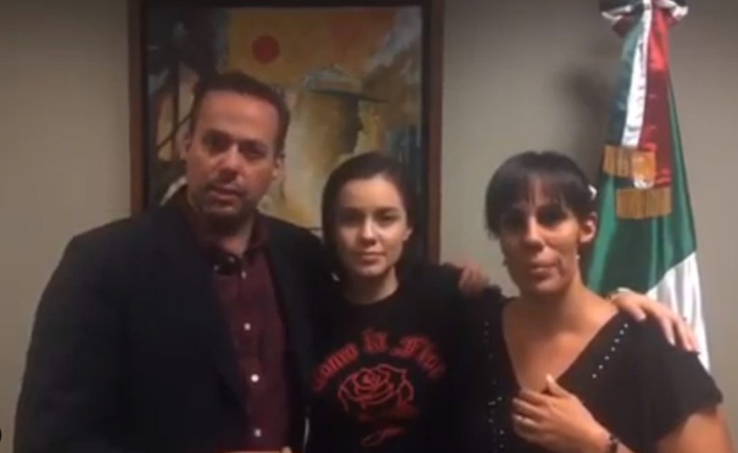 Los tres hijos de José José mandan un mensaje de unidad, desde la cuenta de Instagram de Sarita