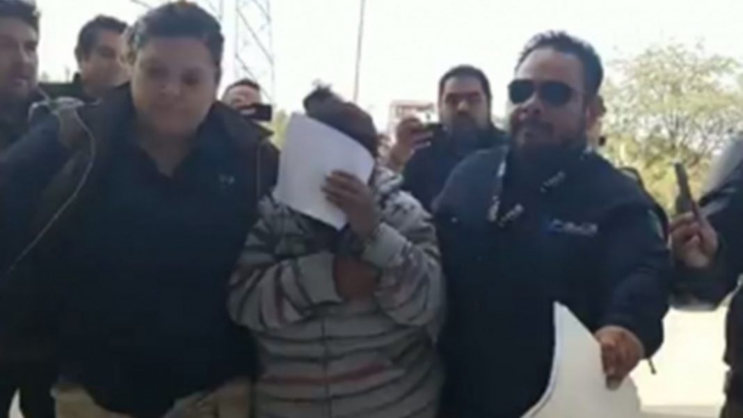 Abuelita de 65 años asesina a su nieto y lo calcina