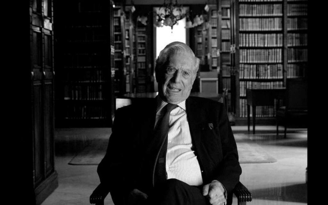 Vargas Llosa: «Gobierno de López Obrador está retrocediendo un poco a México»
