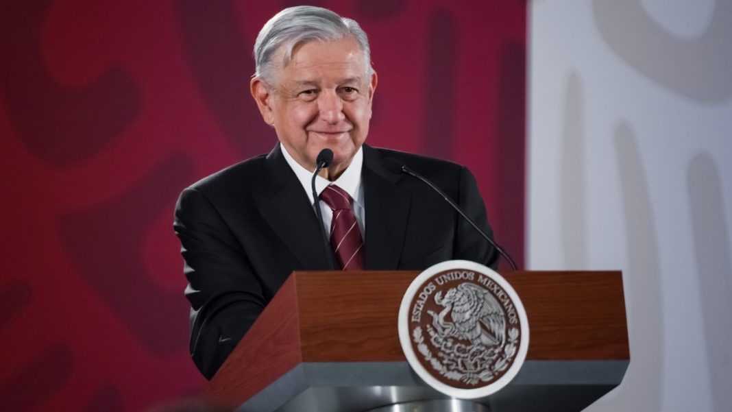 López Obrador invita a celebrar en el Zócalo su primer año de gobierno