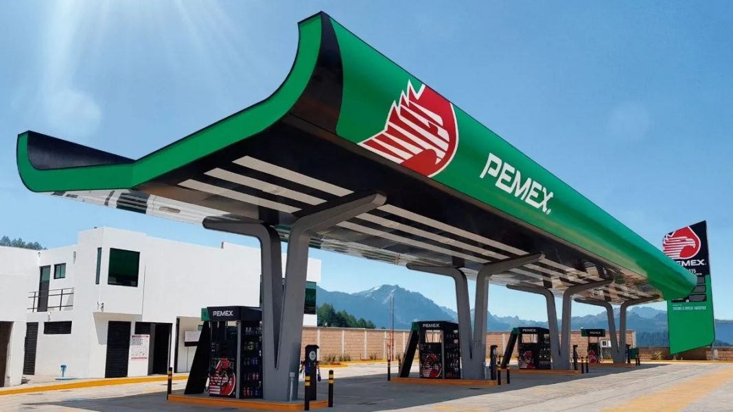 México busca recortes salariales voluntarios del 25% en Pemex: carta