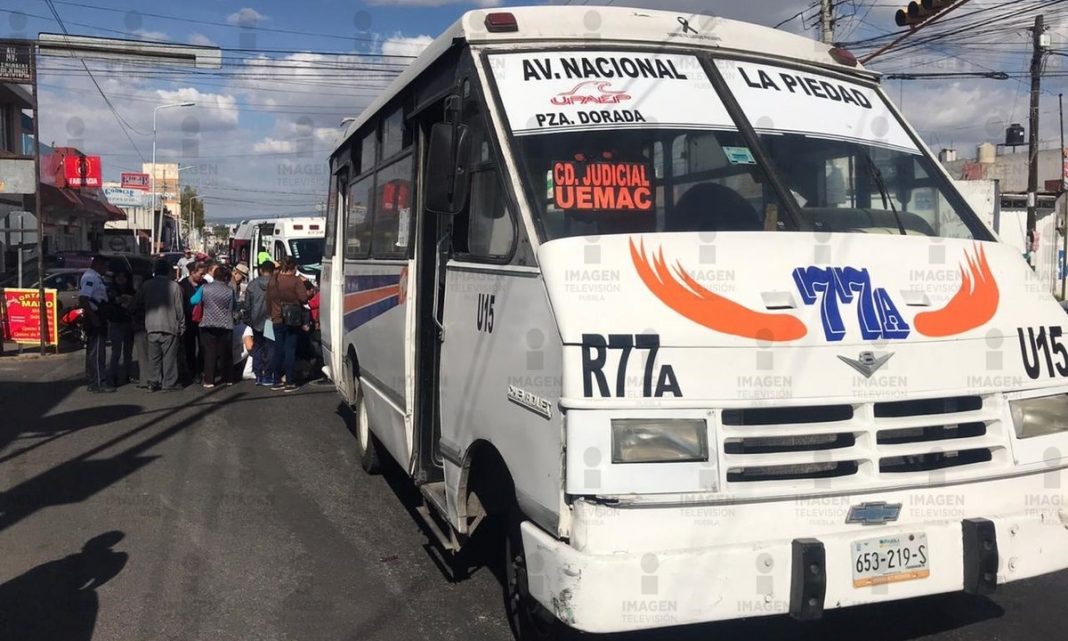 Conductor de autobús atropella y mata por accidente a su suegra