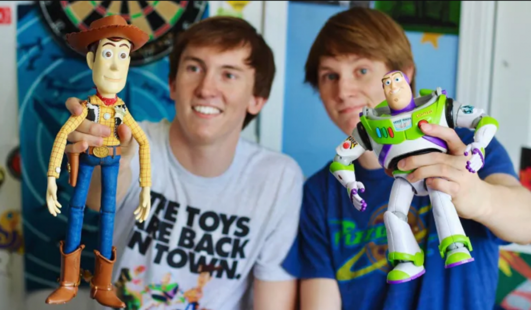 Hermanos tardan 8 años en hacer su «Toy Story» ¡Y les quedó espectacular!