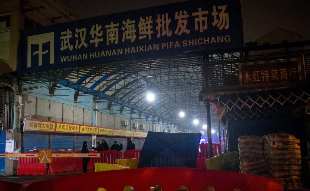 El mercado de Wuhan a un año del inicio de la pandemia