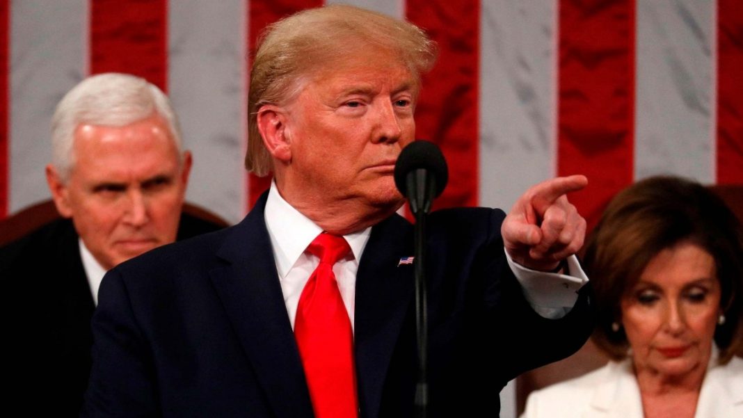 Donald Trump, absuelto de dos cargos en el juicio político