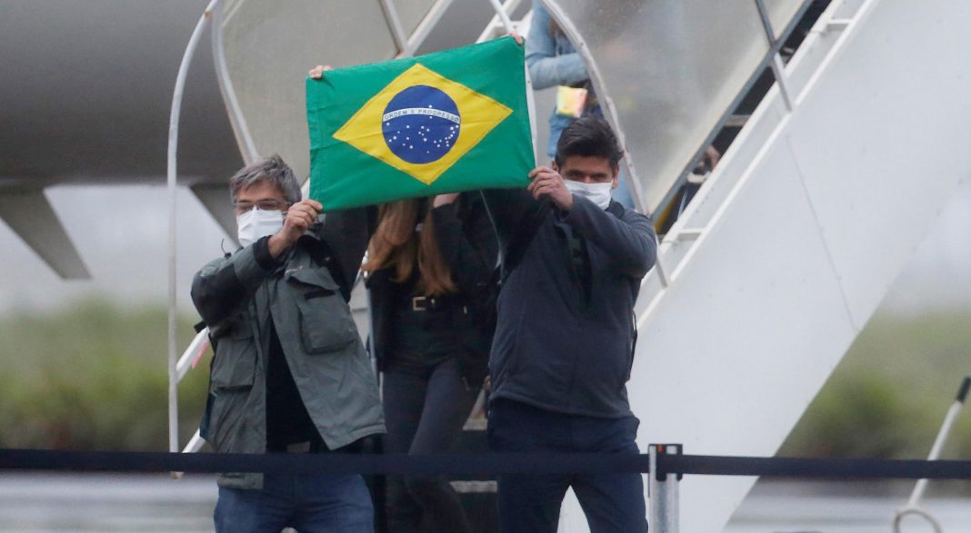 Tras primer caso confirmado, Brasil tiene a 20 personas en observación por posible coronavirus